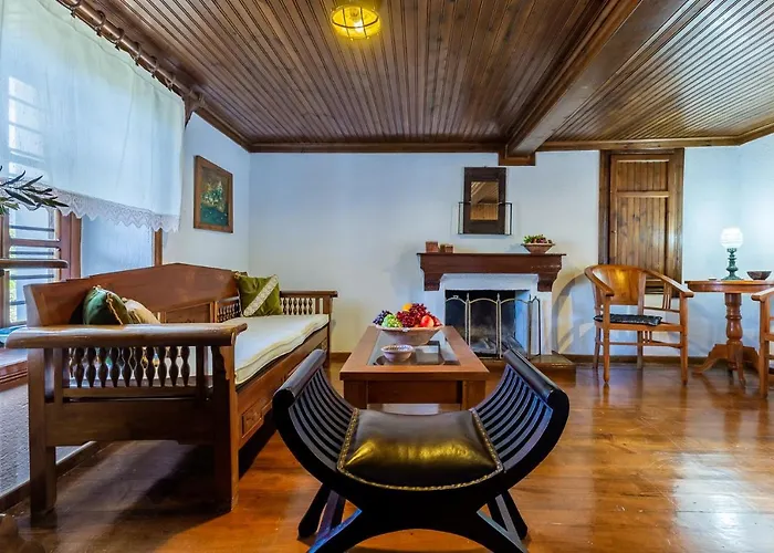 Aletri Pool Cottage